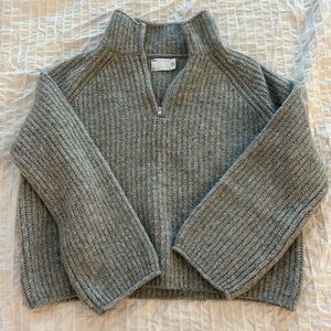 Asos gray quarter zip (size 6, small)